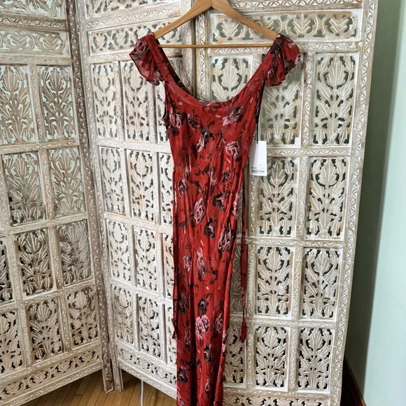 Realisation Par Lila Dress - Picture 2 of 4